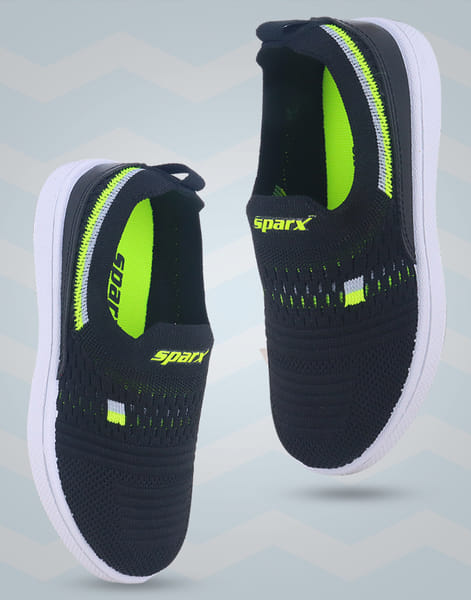 Buy Sparx Casual shoe SK-100 Black For Kids on EMI