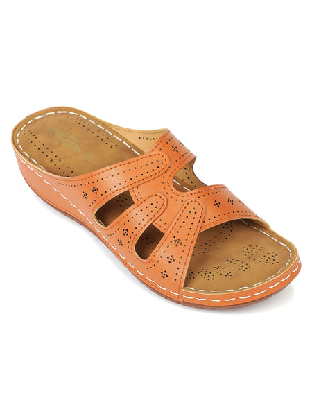Buy Liberty Senorita AGL-152E Tan Casual Flat Sandal for Women on EMI